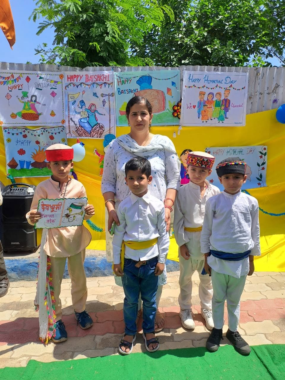Baisakhi Celebrations photo 16 - Crescent Moon Public School, Jharmajri